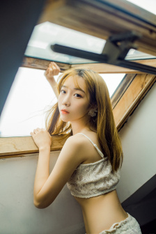 卧底女狱警